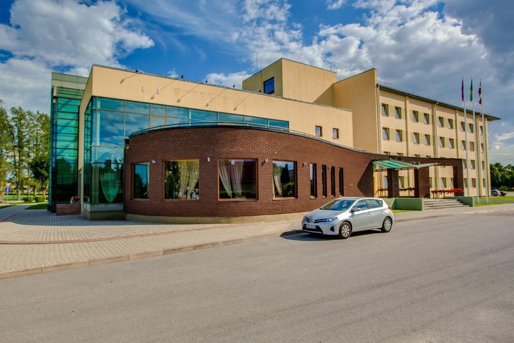 Hotel Tigra Приекули Экстерьер фото