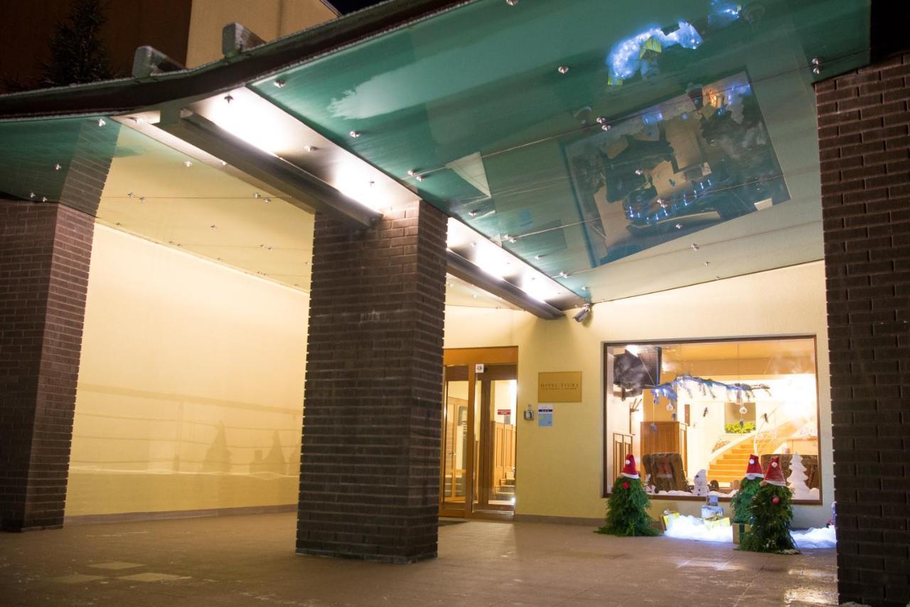 Hotel Tigra Приекули Экстерьер фото